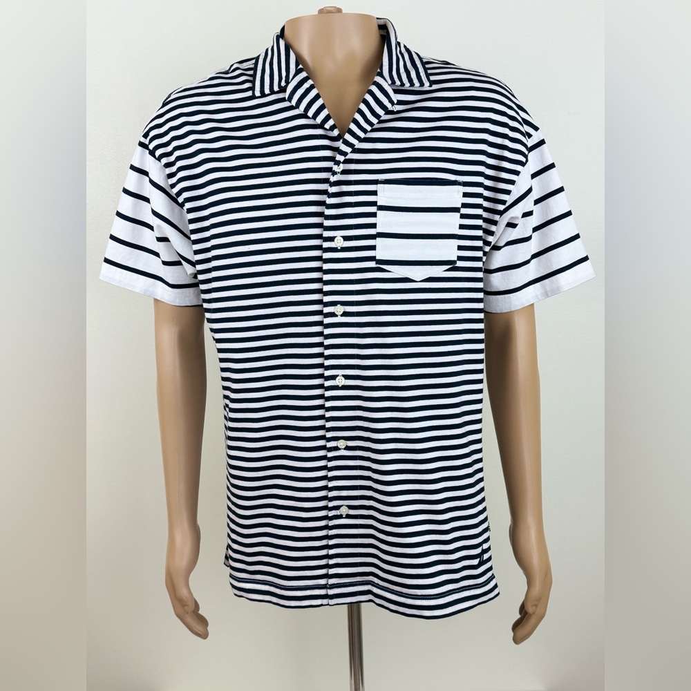 Nautica Men's Blue Striped Short Sleeve Button-up Shirt, Soft Cotton Size Med